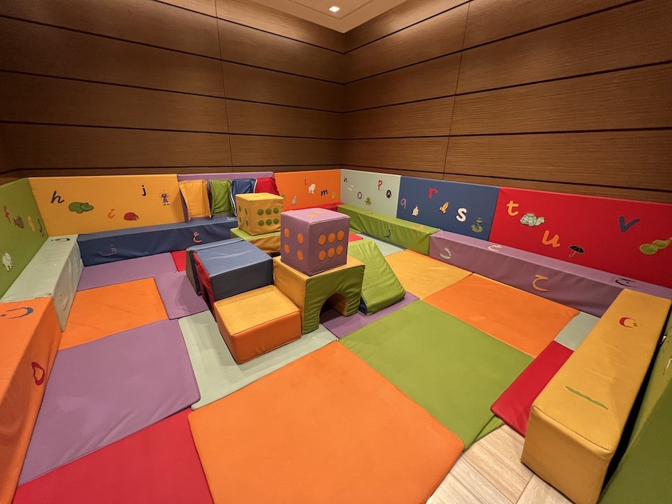 Ahlan Business Class Lounge Kids Club